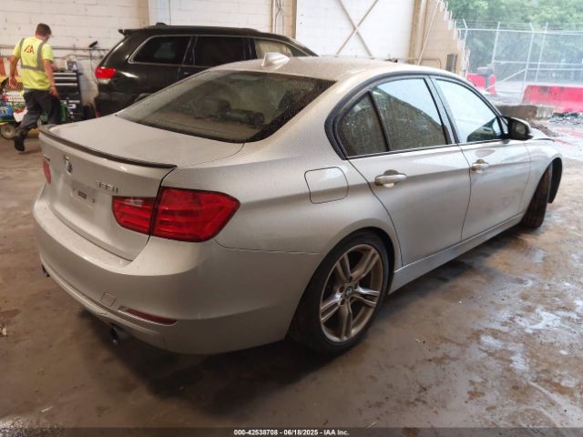 2013 BMW 335I WBA3B9C55DF587637 Photo 3