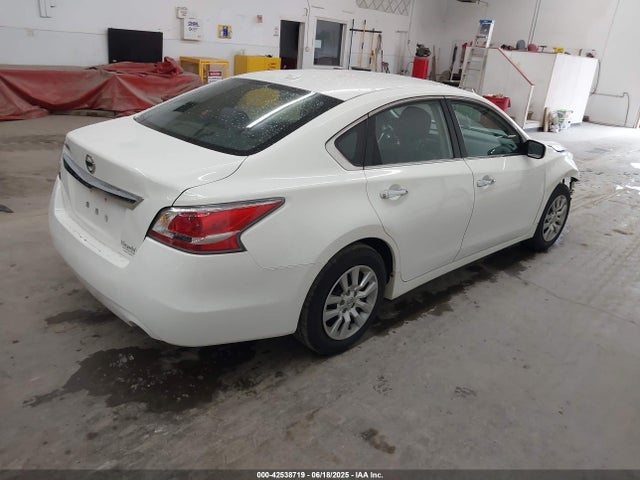 1N4AL3AP2FN395907 Nissan 2015