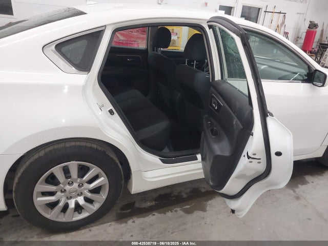 1N4AL3AP2FN395907 Nissan 2015