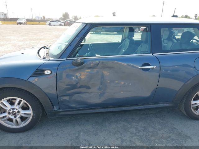 2011 MINI COOPER WMWSU3C52BT091518 Photo 5