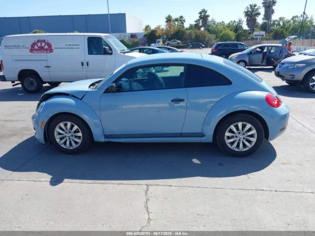 3VWF17AT6FM639589 Volkswagen 2015