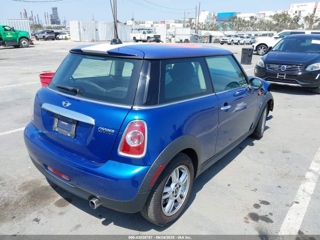 2012 MINI COOPER HARDTOP WMWSU3C55CT263283 Photo 3