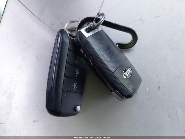 KNAFK4A64G5611836 KIA mpi nu