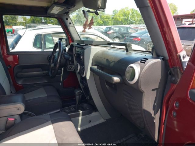 2010 JEEP WRANGLER UNLIMITED 1J4BA5H18AL205611 Photo 4