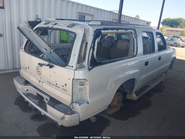 2005 CADILLAC ESCALADE ESV 3GYFK66N35G287325 Photo 3