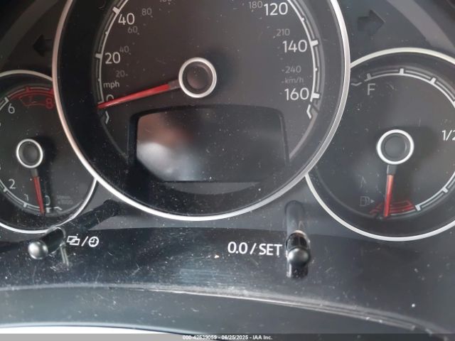 3VW5DAAT2KM508489 Volkswagen 2019