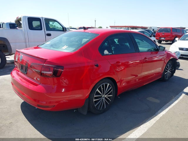 3VWD17AJ3GM387114 Volkswagen 2016