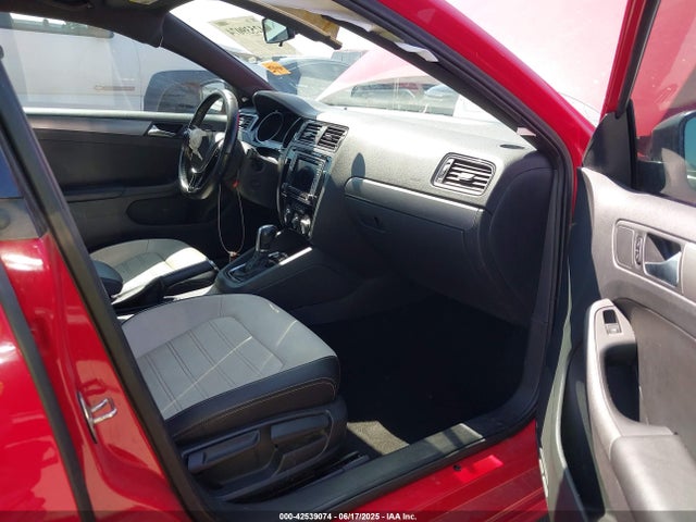 3VWD17AJ3GM387114 Volkswagen 2016