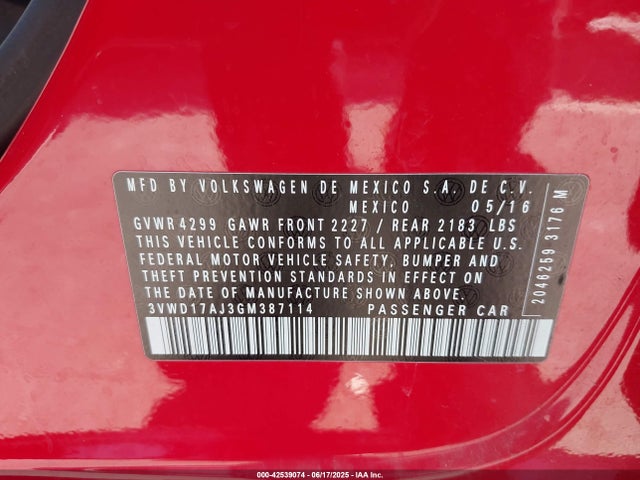 3VWD17AJ3GM387114 Volkswagen 2016