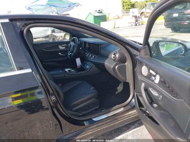 2019 MERCEDES-BENZ E 450 WDDZF6JB0KA505693 Photo 4