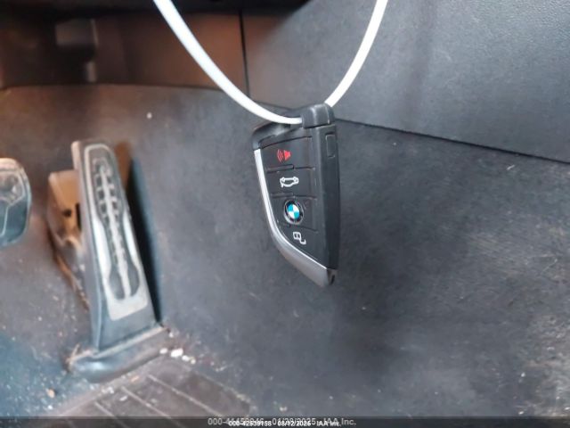 2022 BMW 330I 3MW5R1J06N8C22729 Photo 10