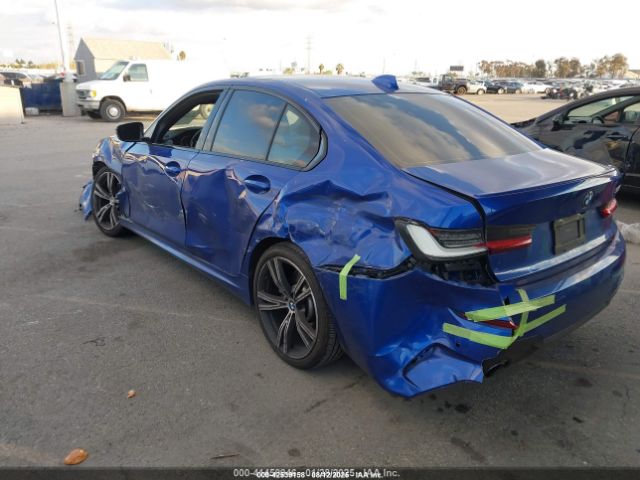 2022 BMW 330I 3MW5R1J06N8C22729 Photo 2