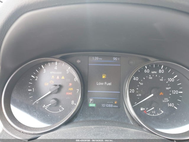 JN8AT2MT1JW456068 Nissan 2018
