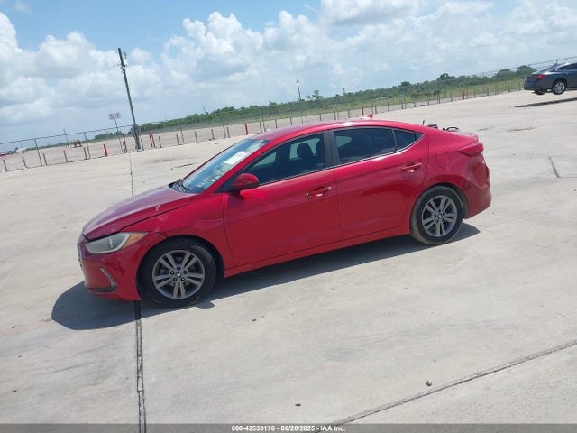 5NPD84LF8HH043887 Hyundai 2017