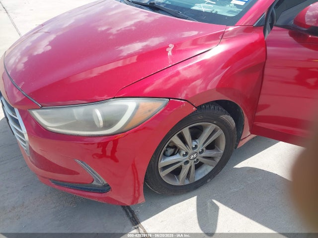 5NPD84LF8HH043887 Hyundai 2017