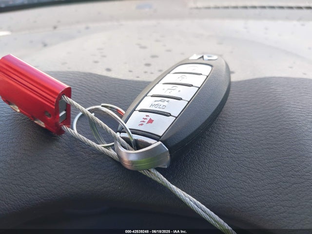 Infiniti 2016 2016 JN1EV7AP4GM303249 Image 11