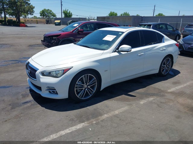 Infiniti 2016 2016 JN1EV7AP4GM303249 Image 2