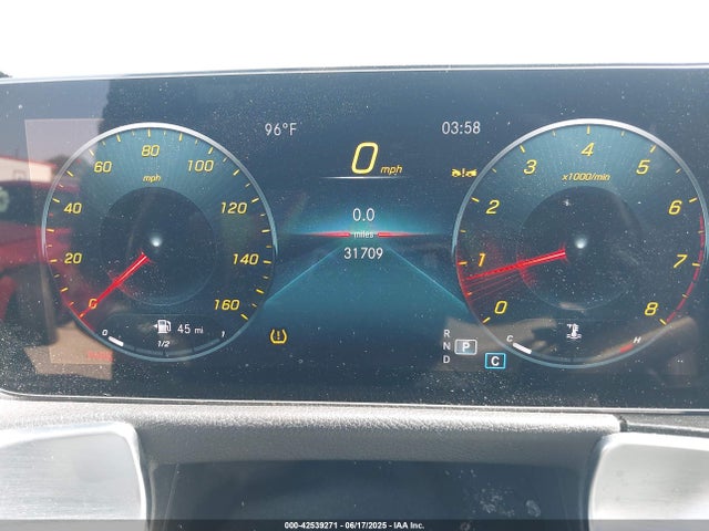 W1N4M4GB9PW273782 Mercedes-Benz m260