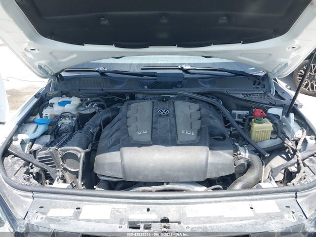 Volkswagen 2014 2014 WVGEP9BP0ED001256 Image 10