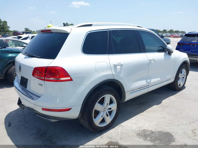 Volkswagen 2014 2014 WVGEP9BP0ED001256 Image 4