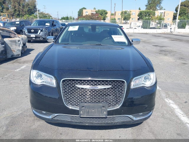Chrysler 2019 2019 2C3CCAEG4KH690581 Image 13