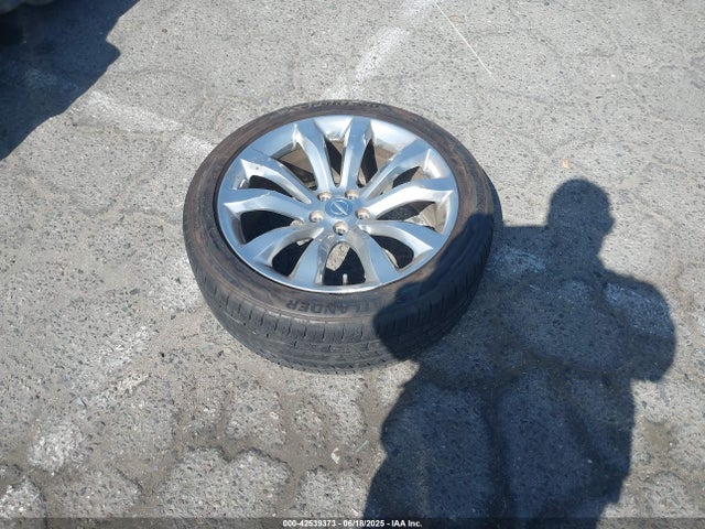 Chrysler 2019 2019 2C3CCAEG4KH690581 Image 12