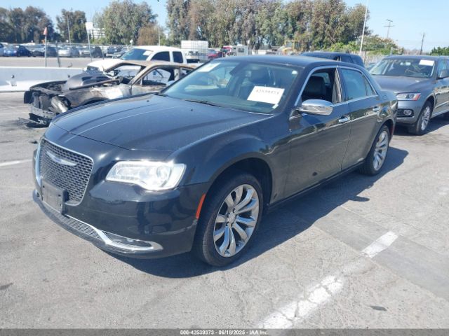 2019 CHRYSLER 300 2C3CCAEG4KH690581 Photo 1