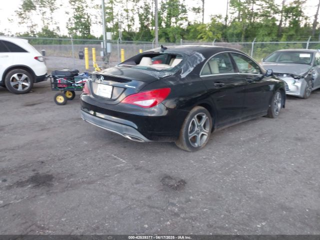 2018 MERCEDES-BENZ CLA 250 WDDSJ4GB0JN689861 Photo 3