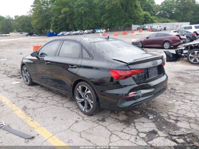 2022 AUDI A3 WAUAUDGY2NA105620 Photo 2