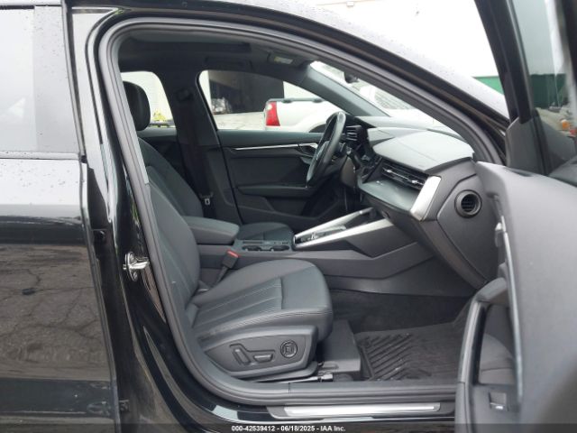 2022 AUDI A3 WAUAUDGY2NA105620 Photo 4