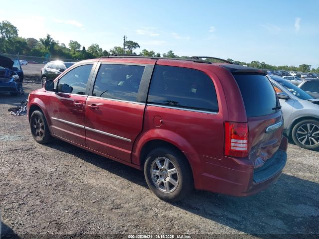 2010 CHRYSLER TOWN & COUNTRY 2A4RR8D14AR330658 Photo 2