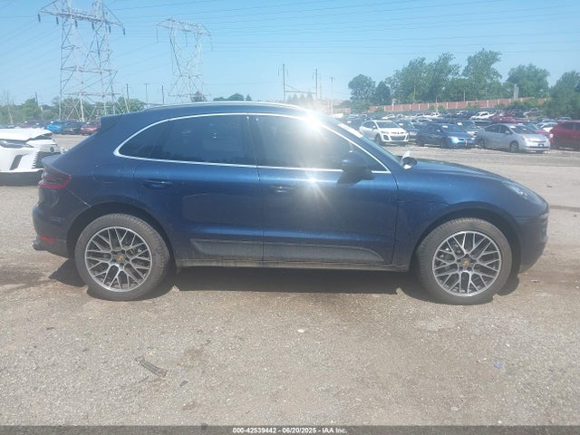 Porsche Macan 2018 WP1AB2A50JLB31206 Image 14