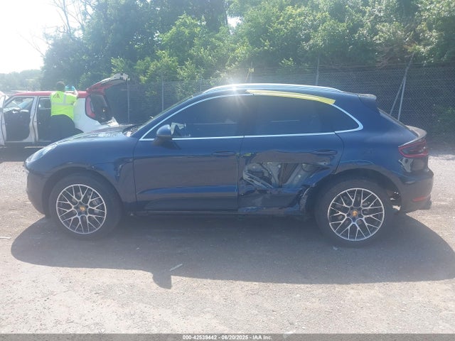 Porsche Macan 2018 WP1AB2A50JLB31206 Image 15