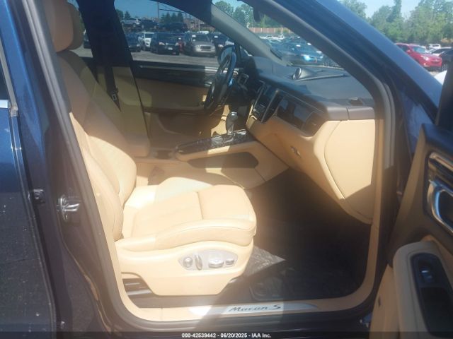 2018 PORSCHE MACAN WP1AB2A50JLB31206 Photo 4
