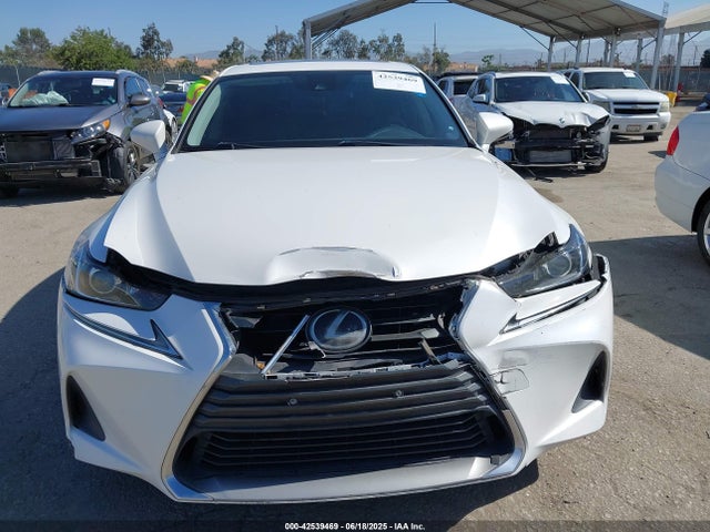 JTHBA1D28H5057521 Lexus 8ar-fts