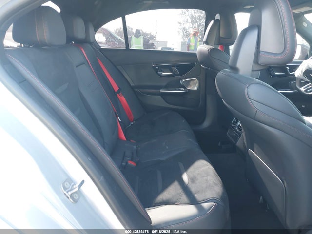W1KAF8HB2RR229768 Mercedes-Benz m139
