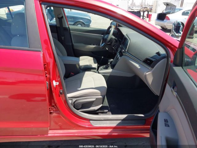 2019 HYUNDAI ELANTRA 5NPD84LF7KH452406 Photo 4