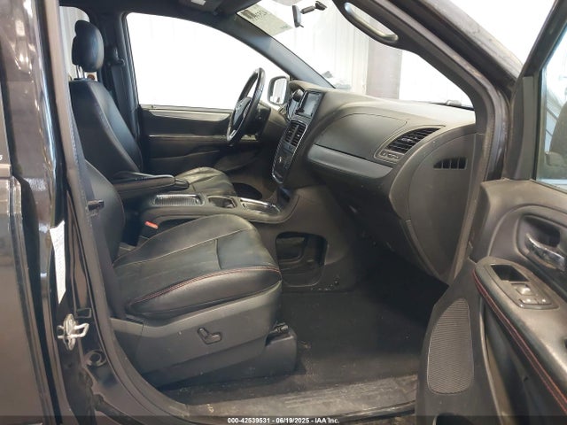 2C4RDGEG6ER181208 Dodge Grand Caravan