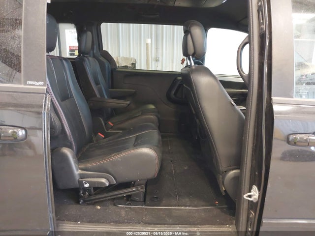 2C4RDGEG6ER181208 Dodge Grand Caravan