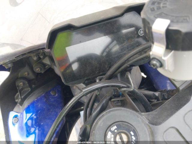 2022 YAMAHA YZFR7 JYARM38E5NA000716 Photo 6