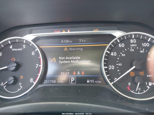 3N1AB8CV2NY242678 Nissan Sentra