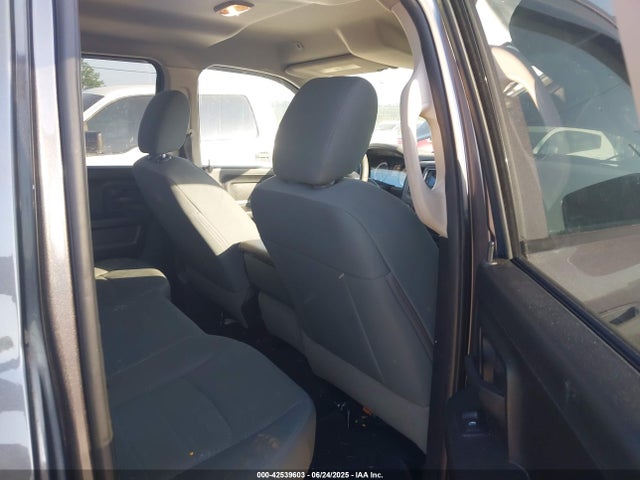 RAM 1500 2018 1C6RR7FT7JS329332 Image 8