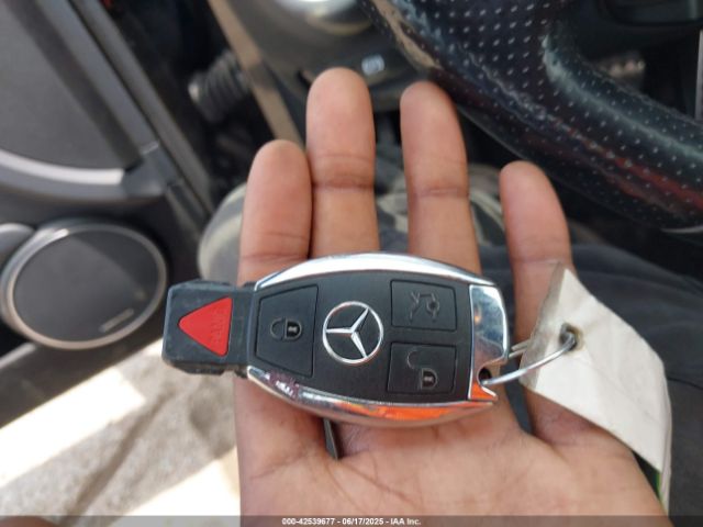 WDDGF8AB9ER310961 Mercedes-Benz 2014