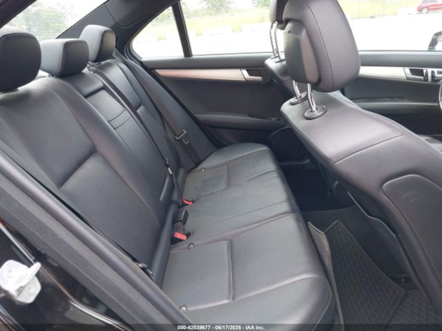 WDDGF8AB9ER310961 Mercedes-Benz 2014