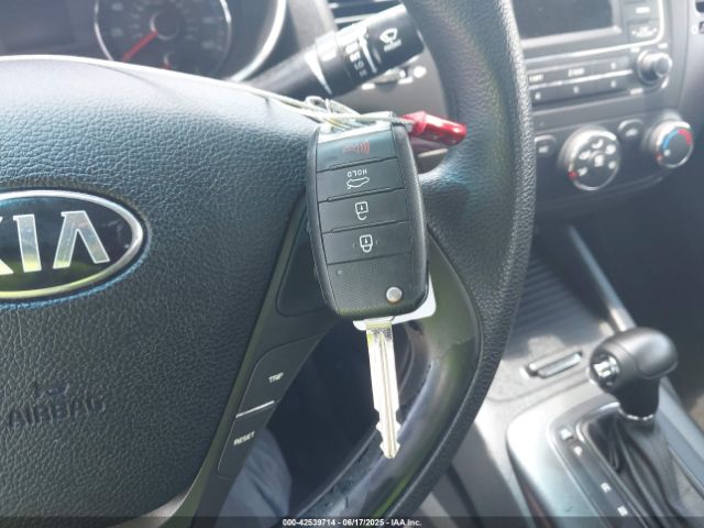 KNAFK4A68G5554119 KIA FORTE LX