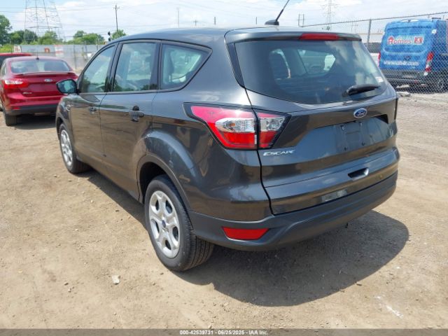 2018 FORD ESCAPE 1FMCU0F79JUC01651 Photo 2