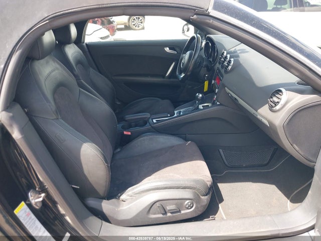 42539787 :رقم المزاد ، TRUSFAFK3E1000524 vin ، 2014 Audi Tt 2.0t مزاد بيع