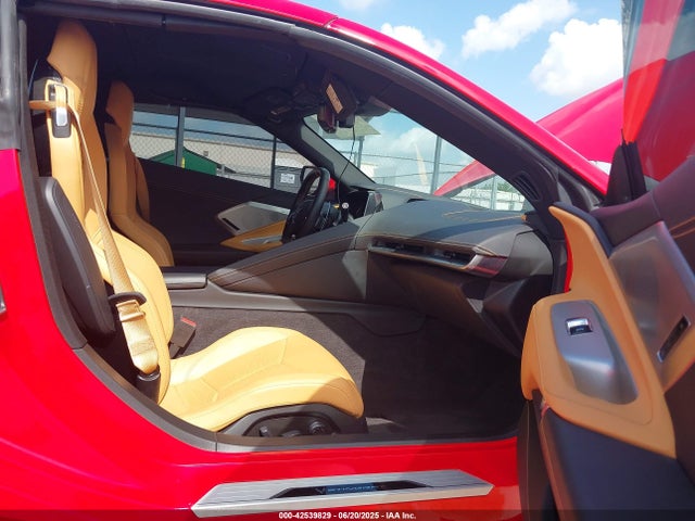 1G1YB3D44P5126055 Chevrolet lt2