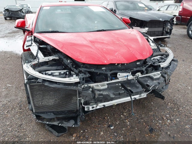 1G1YB3D44P5126055 Chevrolet lt2