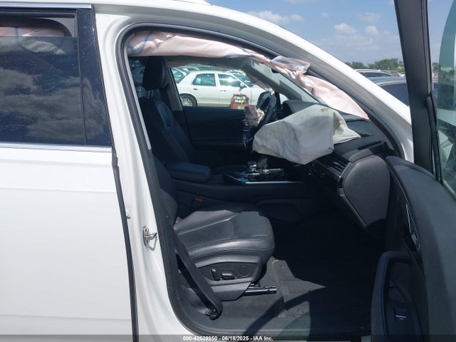 2019 AUDI Q7 WA1LAAF75KD044439 Photo 4